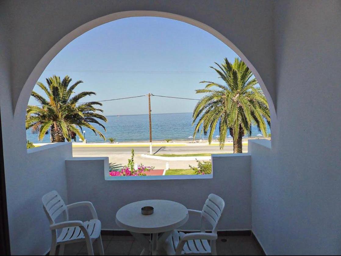 Mediterranean Hotel Карпатос Екстериор снимка